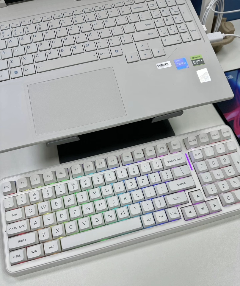 Gaming Keyboard Wireless - MCHOSE K99 V3 Aanpasbare mechanische toetsenbordmodus